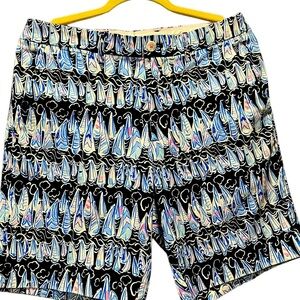 NWT Lilly Pulitzer Mens Beaumont Stretch Short Sails & Stripes Size 30